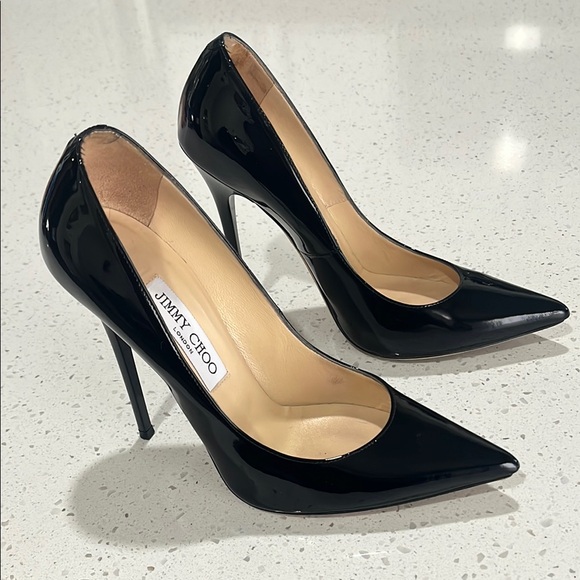 Jimmy Choo Shoes - Jimmy Choo Anouk Pointy size 37.5 black patent leather heels!